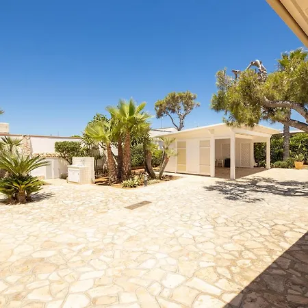 Gaia Villa *